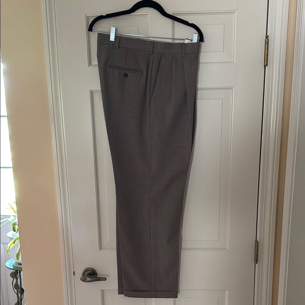 Haggar Men's Dress Pants in Brown